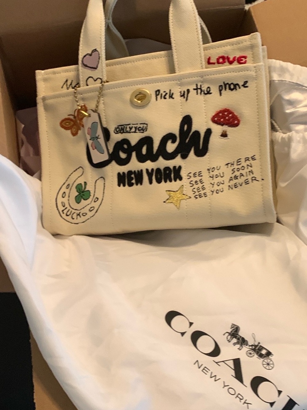COACH Cargo Tote 26 Sketch Print White CAM73 New - Picture 6 of 6
